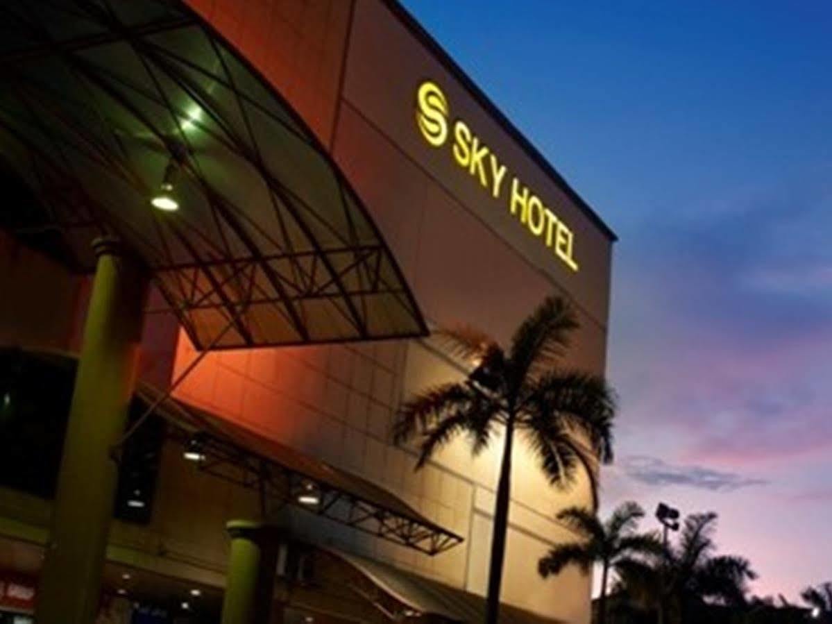 Sky Hotel Selayang Batu Caves Eksteriør billede